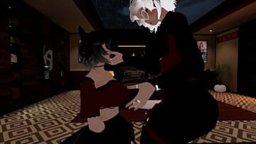 خبث! يتم تفجير ضابط فو بواسطة Femboy الخاضع في VR