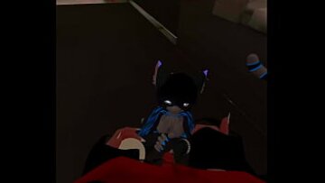 يستمتع شريك فروي Vrchat بعاملته عن طريق الفم في POV
