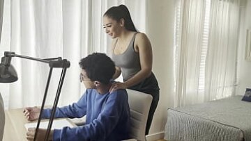 مكافأة ربيب المتشددين: جبهة تحرير مورو الإسلامية الاباحية شينا رايدر ركوب صاحب الديك الكبير في الجنس المحرمات