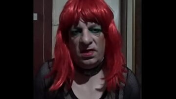 يريد ماركوس دوبري ثنائي الجنس أن يمارس الجنس مثل العاهرة، ولم يكن مع قضيب حقيقي من قبل، واسمحوا لي أن أكون عاهرة الخاص بك